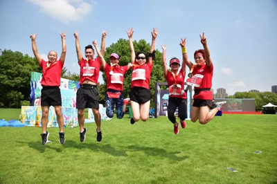 “不忘初心·悅動兩新” 2018年嘉定區兩新組織運動會迷你馬拉松在安亭汽車博覽公園圓滿落幕
